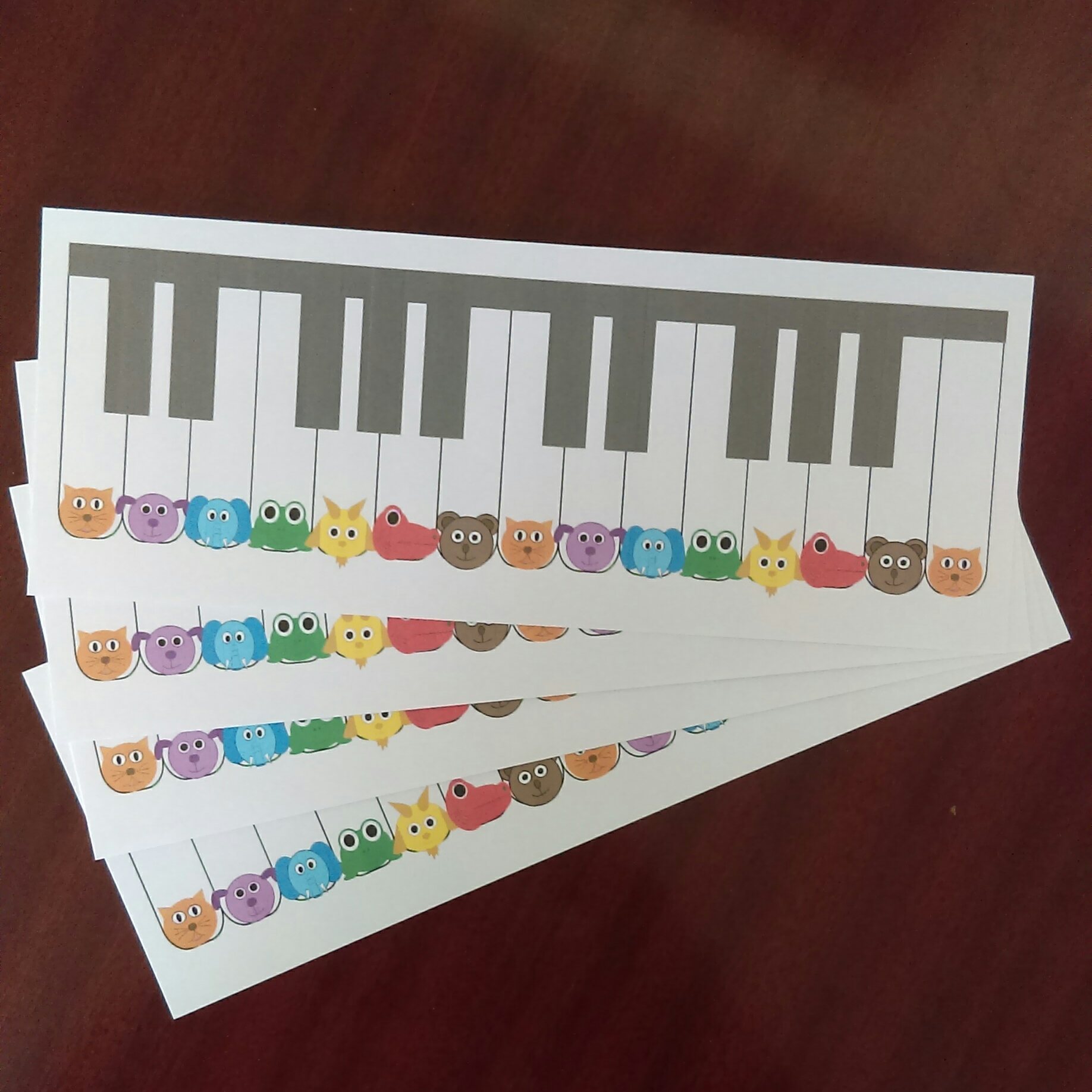 Piano Cards with colorful animal stickers are available